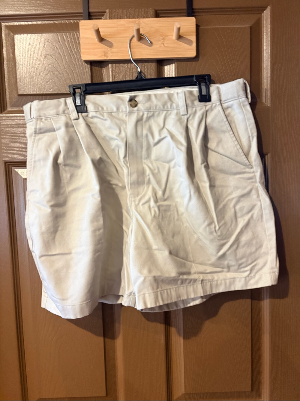 L.L. Bean Men’s Flat Front Khaki Shorts - Light Tan